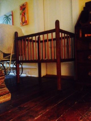 Southern Antique Heart Pine Baby Bed 1850 ' S photo