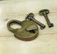 Set Antique Medium Padlock With Vintage Skeleton Keys Solid Brass Padlock Locks & Keys photo 1