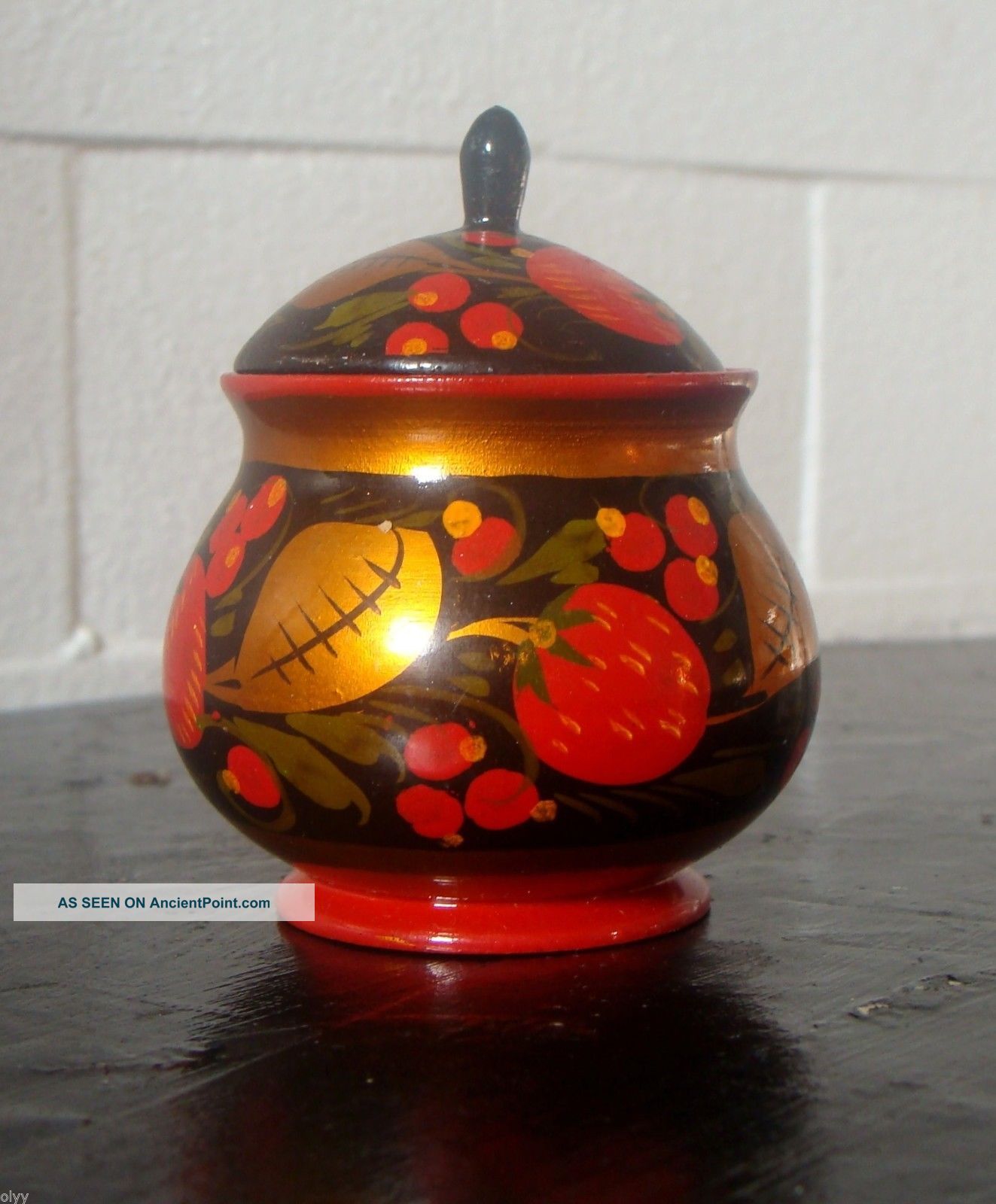 Vintage Ukrainian Folk Art Wooden Hand Painted Decorative Trinket Box