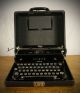 Vintage 1930s Royal Portable Typewriter Model O Glossy,  Look Typewriters photo 3