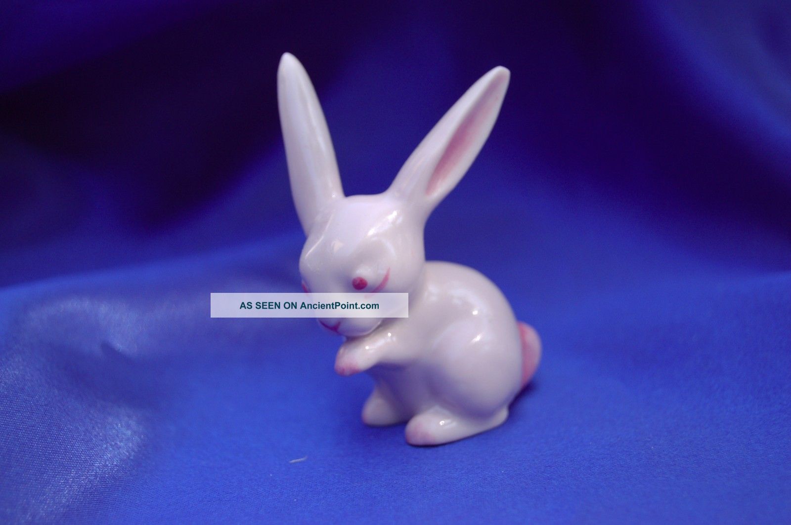 German Pink Rabbit Mo Metzler Ortloff Thuringia Germany Bunny Walter Bosse Figurines photo