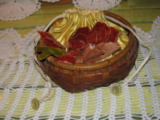 Darling Vintage Wicker Sewing Basket Silk With Poppy Flowers & Celluloid Buttons photo