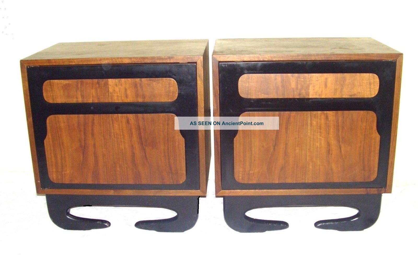 Mid Century Modern Isamu Noguchi Style Nightstands,  Side Tables Mid-Century Modernism photo