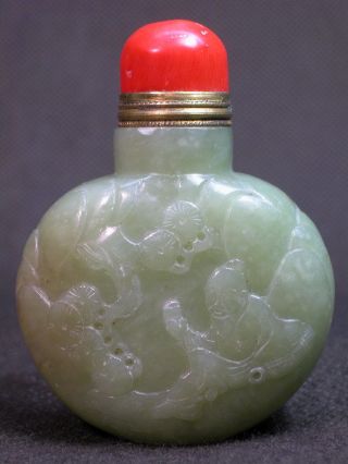 Chinese Elder Carved Yellow Hetian Nephrite Jade Snuff Bottle photo