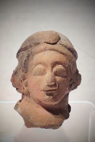 Pre Columbian Ecuador Head Fragment Pottery Jamacoaque Authentic photo