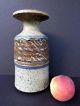 Modernist Stoneware Vase (us) Signed ' Shaw,  1969 ' W/textured Equatorial Band,  Mcm Vases photo 11