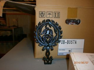 Vintiage Wilton Trivet Eagle In The Middle.  Cast Iron photo