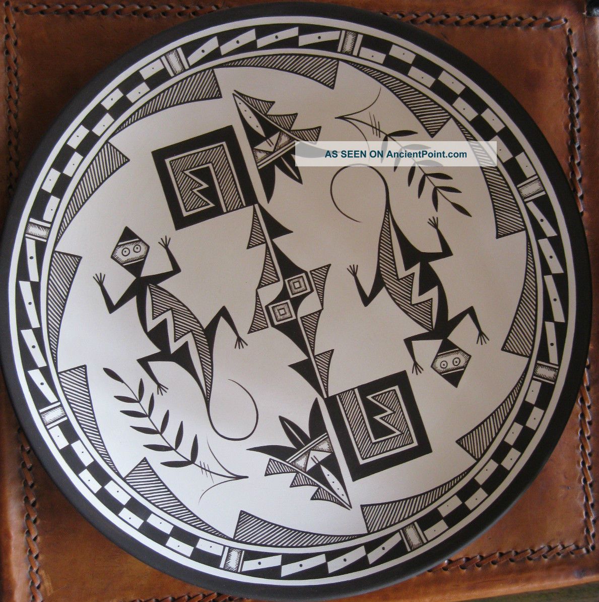 Native American Lizard Plate By Westly Begay Native American photo
