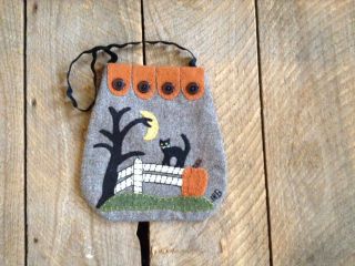 New Halloween Wool Applique Penny Rug Black Cat Ditty Bag Primitive Folkart Jk photo