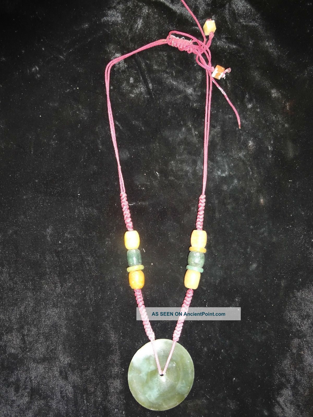 Elephant Jade Necklace Good Luck South East Asia Unique Gift Chinese Prophecy Pacific Islands & Oceania photo