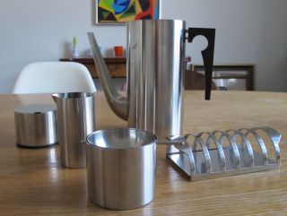 5 ' Cylinda - Line ' Products - Designed By Arne Jacobsen For Stelton. photo