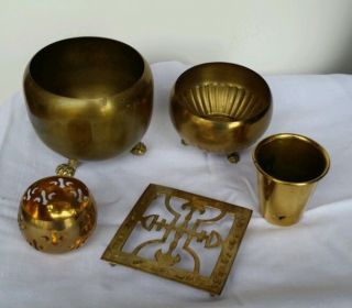 Brass Bowls Trivet Glass 5 Pieces photo