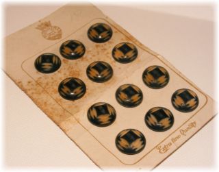 Antique Edwardian Victorian Ultra Card Of 12 Carved Deep Green Tagua Nut Buttons photo