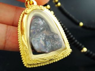 46g Top Rainbow Leklai Gold Locket W/necklace - Powerful Amulet Sc697 - Stomulet photo