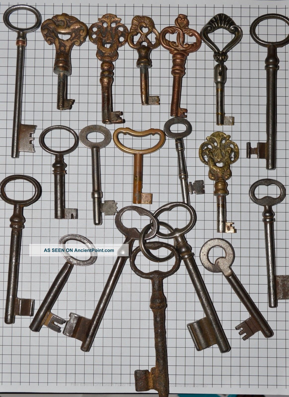19 Antique Skeleton Keys, Ornate, Folding Key, 1800 ' S, Imported