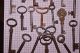 19 Antique Skeleton Keys,  Ornate,  Folding Key,  1800 ' S,  Imported France,  Brass Locks & Keys photo 5