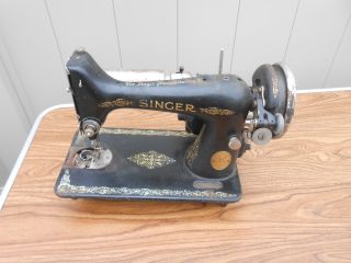 L655 - Vintage 1926 Singer Model 99 Sewing Machine For Restore/parts photo