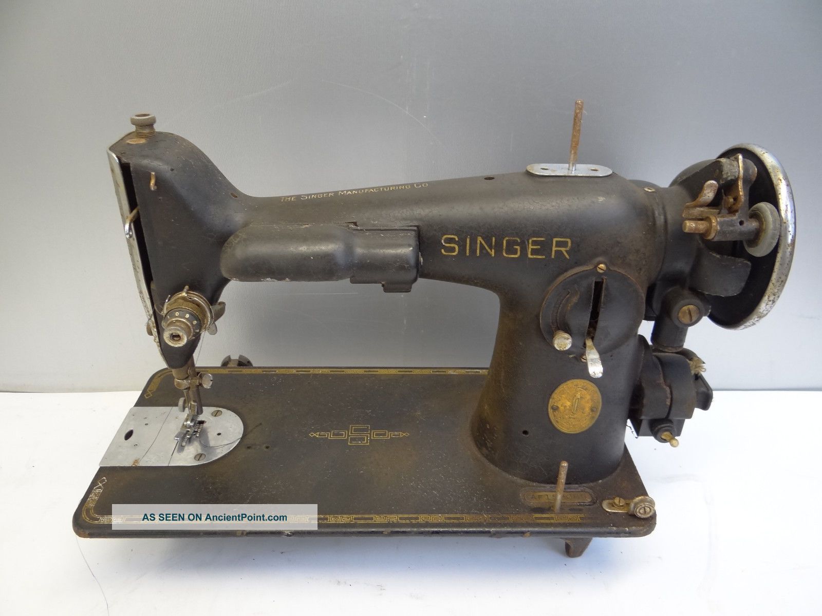 Antique Old Broken Metal Black Singer Af152089 Electric Cabinet Sewing Machine Sewing Machines photo