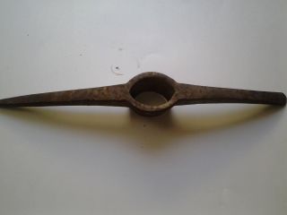 Lqqk Vintage Old Pick Axe Head 22 