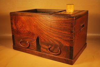 Antique Japanese Keyaki Tobacco Box / Tansu / Hibachi / Tabako - Bon photo