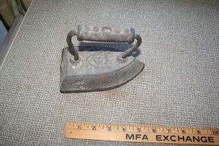 Primitive Antique Cast Iron Sad Iron - Pressing Laundry Wash - B photo