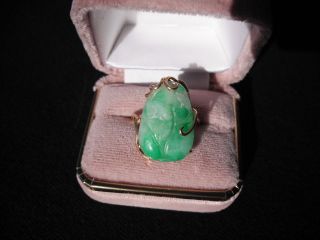 Vintage Bright Apple Green Carved Jadeite/jade And 14k Gold Ring photo
