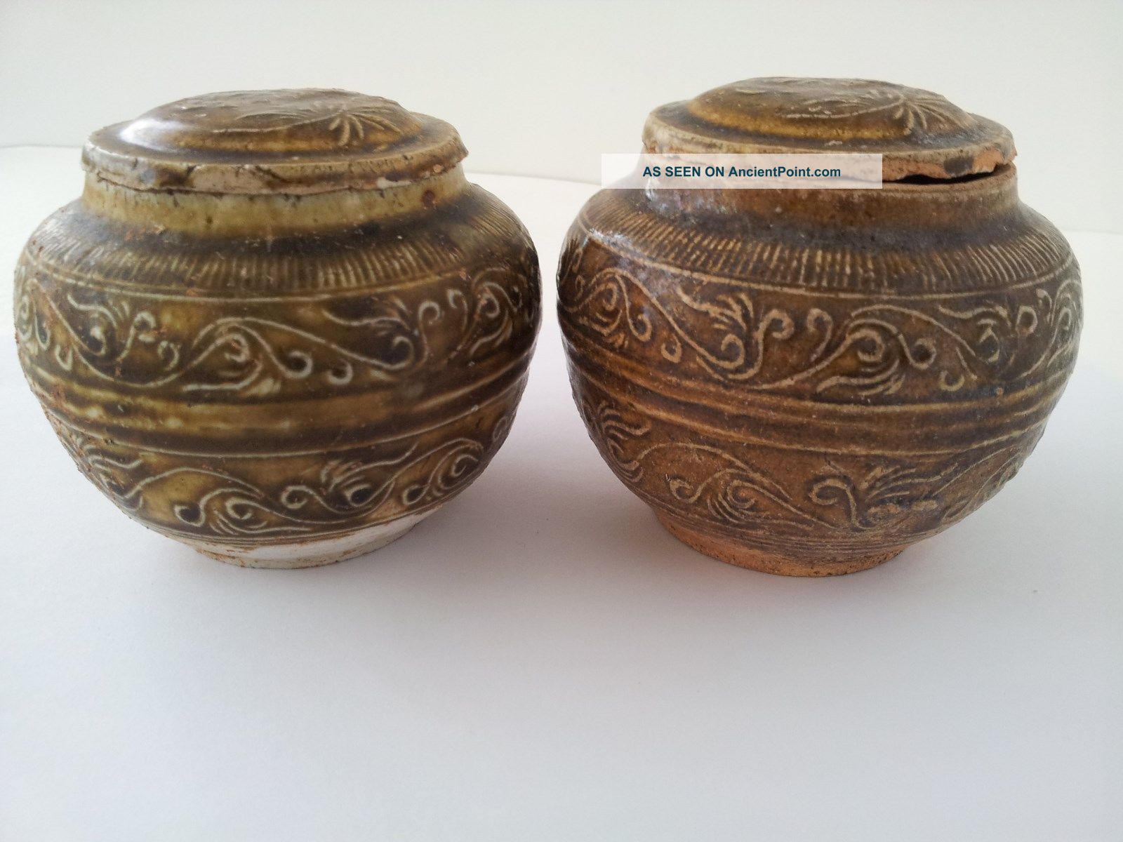 Antique Hand Carved Small Chinese Lidded Jars Pots photo