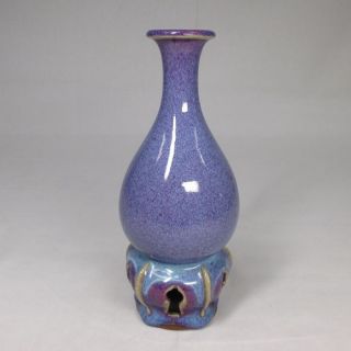 B754: Chinese Porcelain Ware Flower Vase Of Traditional Kinyo Style photo