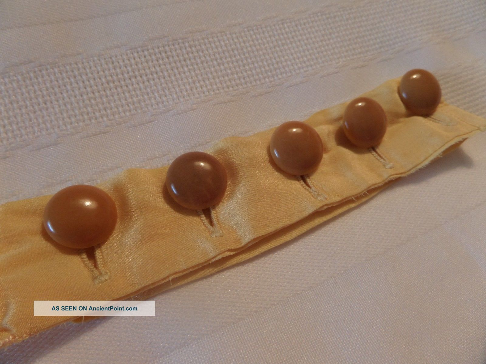 Antique Celluloid Bakelite Caramel Butterscotch Set 5 Button 5/8 