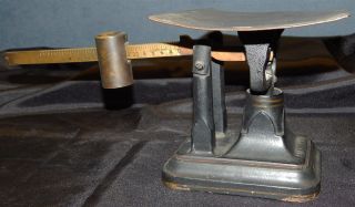 Antique Cast Iron And Brass Fairbanks 640 Improved Postal Scale 34 Oz photo