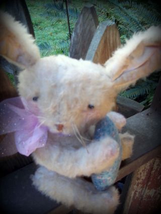 Folky Prim Olde Thyme Sweet Little Fuzzy Spring Bunny An Egg. . . .  Pfatt photo