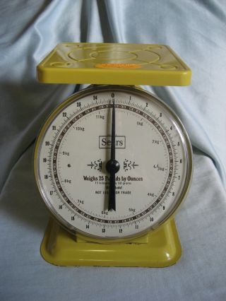 Vintage Sears 1906 Model Scale Yellow Kitchen Scale Weighs Up To 25 Lbs Euc photo