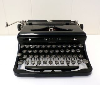 Vintage 1930 ' S Royal Portable Model O Typewriter | Glossy Black | 1938 - 39 photo