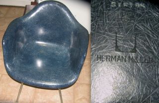 Eames Navy Blue Fiberglass Herman Miller Chair Armshell Summit Prime Stamp Rare photo