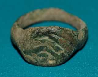 Roman Signet Ring - 3rd Century Ad - Found Metal Detecting In Kent photo