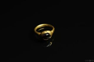 Ancient Roman Gold Ring,  2nd Century A.  D. photo
