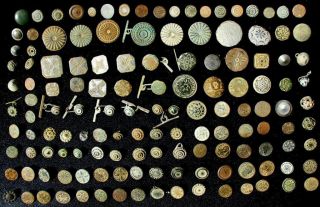 Scarce Set Of 140 Old Buttons photo
