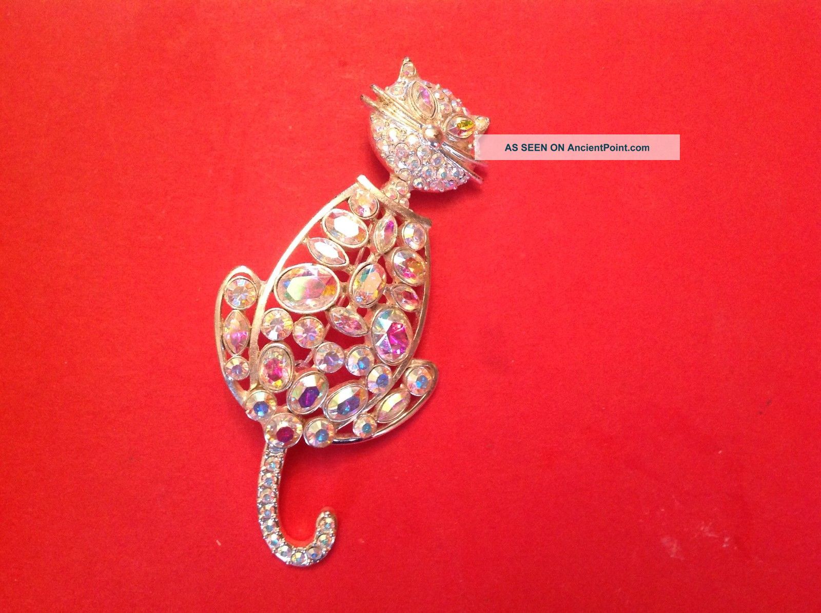 Beach Finds ' A Really Lovely ' Cat ' Brooch See Details British photo