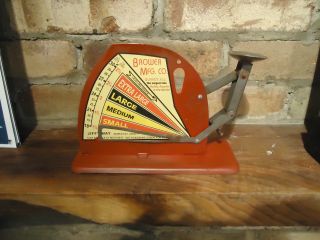 Old Red Jiffy Way Brower Mgf.  Co.  Quincy,  Ill Egg Scale Weighing Scale photo