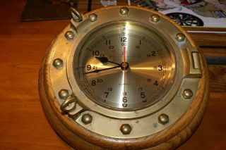 Vintage Brass Mariner Ship Clock Mounted In Oak Quartz 12 