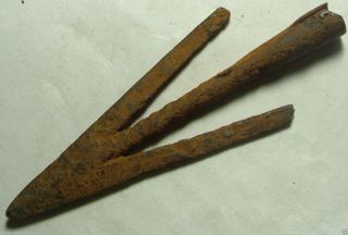 Rare Ancient Roman Weapon Javelin Arrowhead Twisted Swallowtail Bolt Head Blade photo