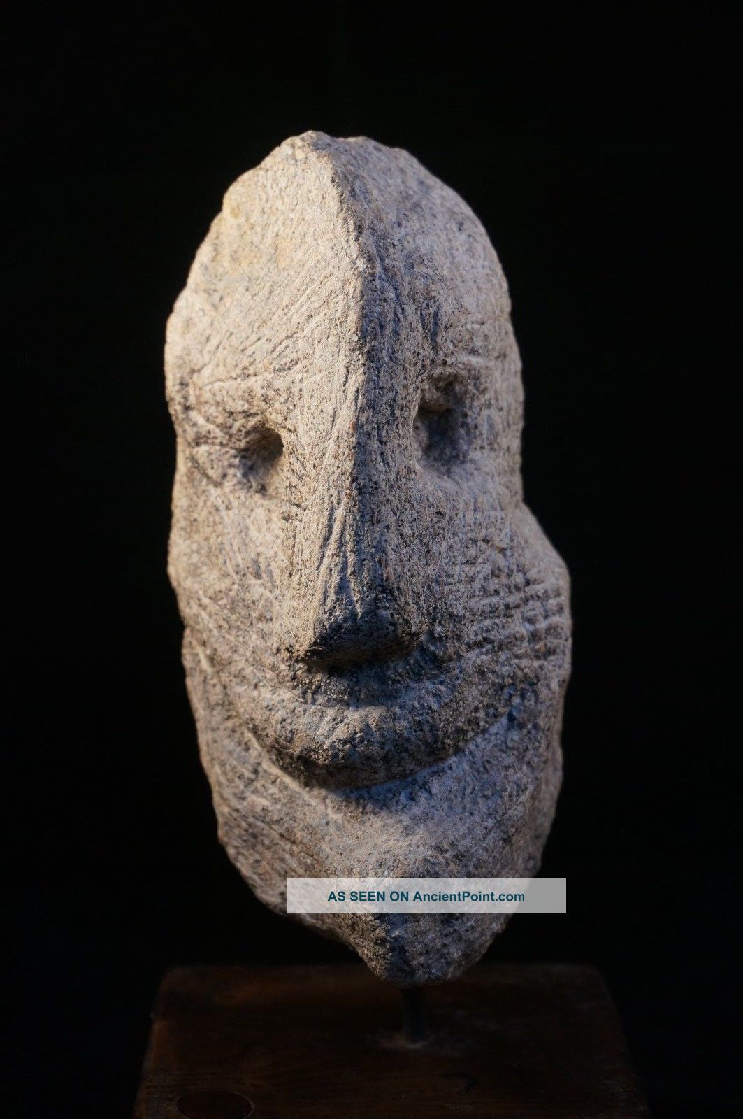 Iron Age British Celtic Stone Head 100bc - 100ad British photo