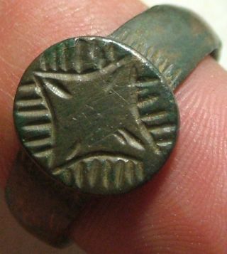 Rare Ancient Roman Soldiers Sun God Sol Invicto Cross Star Ring Artifact Size 11 photo