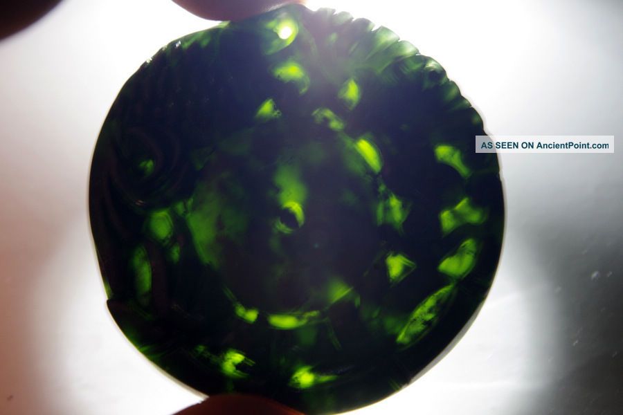 Old Chinese Natural Dark Green Jade Carved Jade Pendant T2250 - Necklaces & Pendants photo