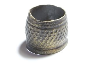 Open - Top Brassy Thames London Medieval 15th Century Thimble.  (a611) photo