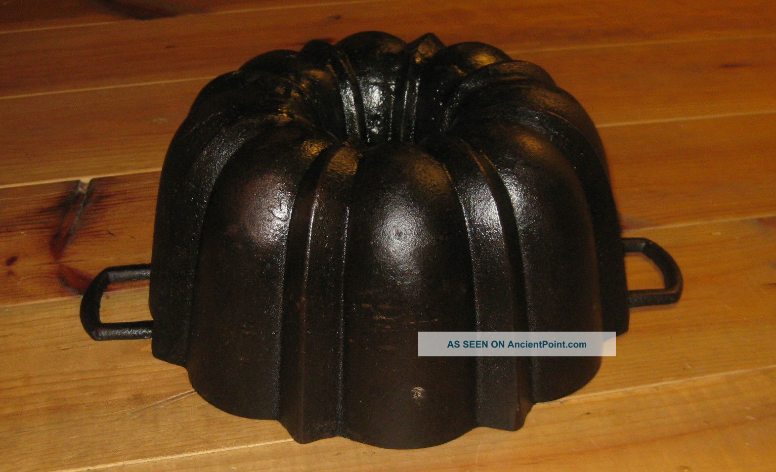 Antique Cast Iron Bundt Pan,  Massive Heavy Top 4097 G Germany Other photo