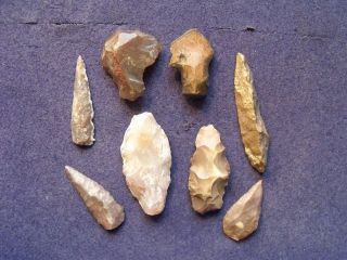 4 Paleolithic Aterian Tools (points And Scrappers),  And 4 Mesolithic Blades - photo
