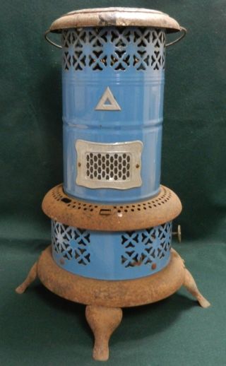 Vintage Perfection Blue Enamel Kerosene Oil Space Heater 660 photo