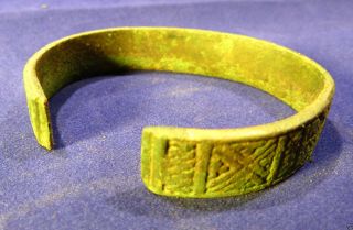 Ancient Bronze Bracelet.  (2876). photo