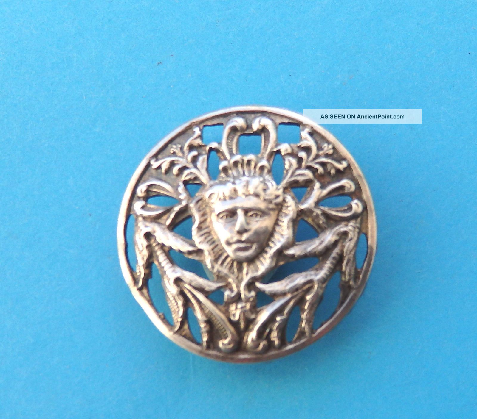 Antique Sterling Silver Button,  Face,  Leaves,  Levi & Saalman.  Dated 1899 Buttons photo